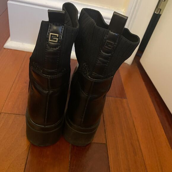 GUESS Chunky Sock Boots Sz 8 Black Goth Grunge Whimsygoth Classic Neutral - Picture 2 of 6